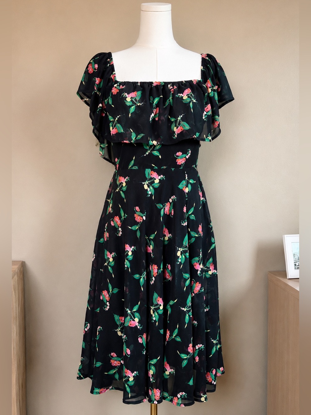 Anthropologie Vanessa Virginia Floral Off Shoulder Midi Dress 4P Cottagecore